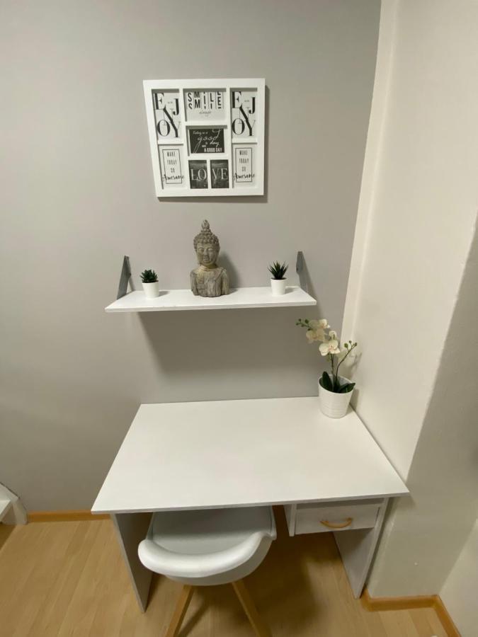 Downtown Flat Under Spilberk Castle Apartment Brno Bagian luar foto